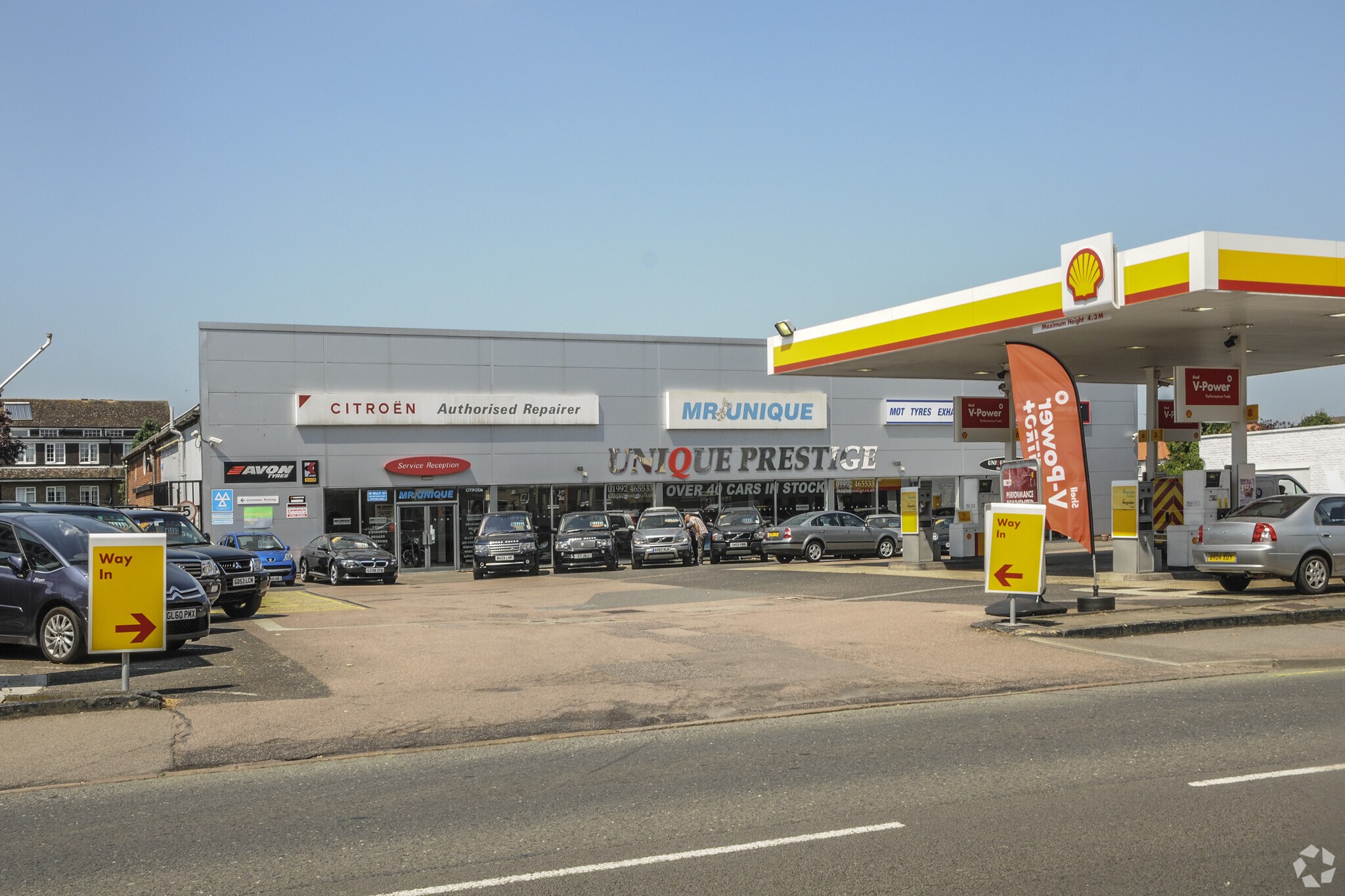 21 High St, Hoddesdon for sale Primary Photo- Image 1 of 1