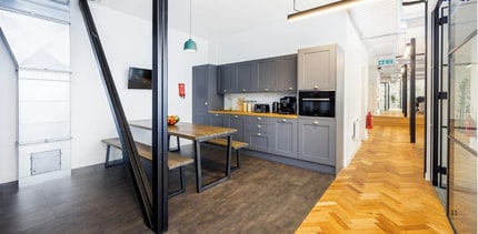 51 Hoxton Sq, London to rent Interior Photo- Image 2 of 6