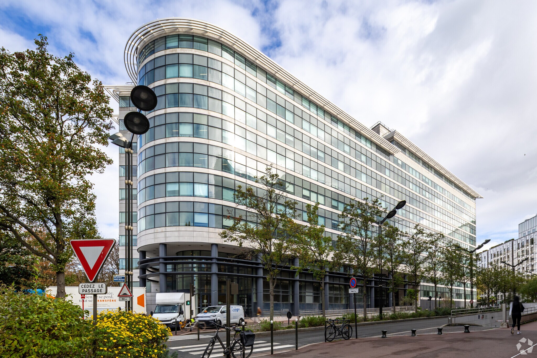 5 avenue André Malraux, Levallois-Perret to rent Primary Photo- Image 1 of 3