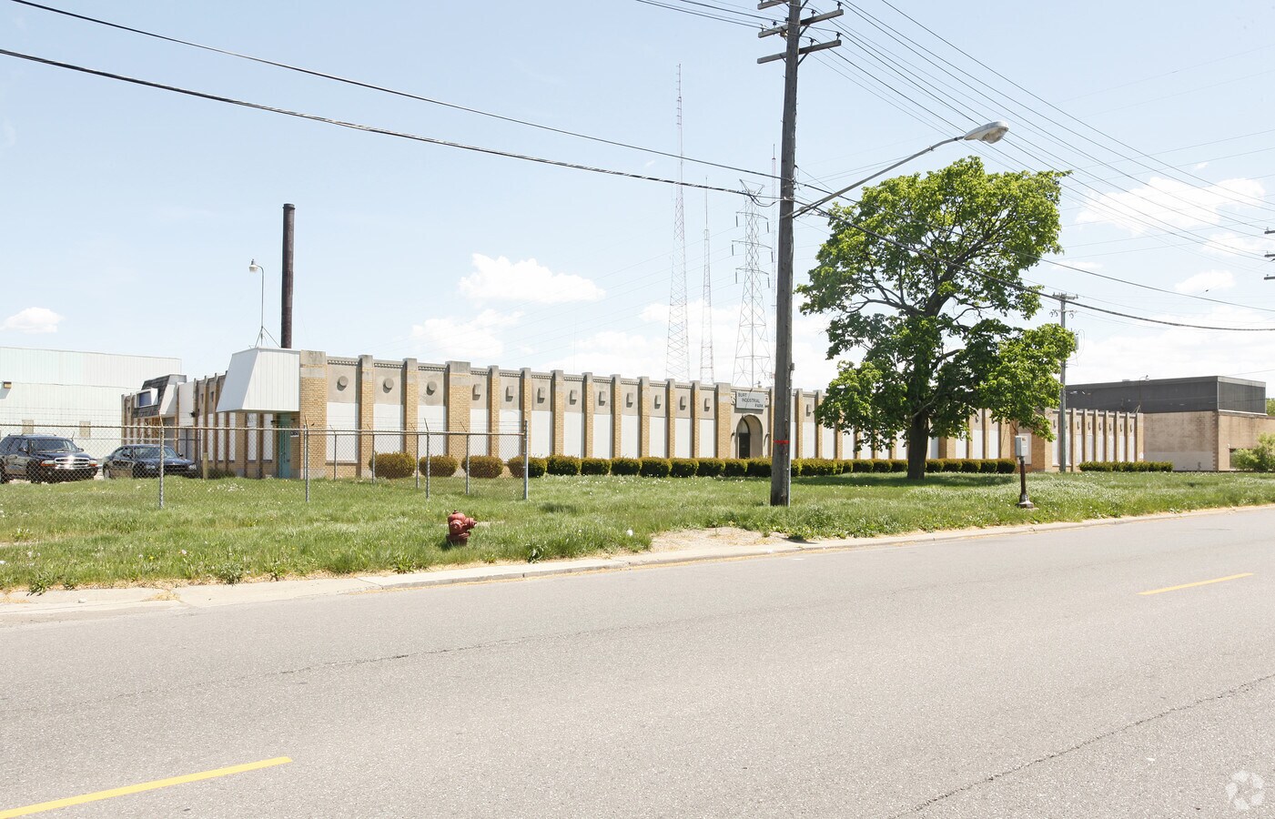 1264012680 Burt Rd, Detroit 48223 UK