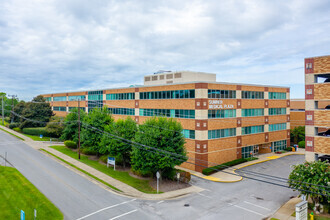 300 Steam Plant Rd, Gallatin, TN for rent Building Photo- Image 1 of 6