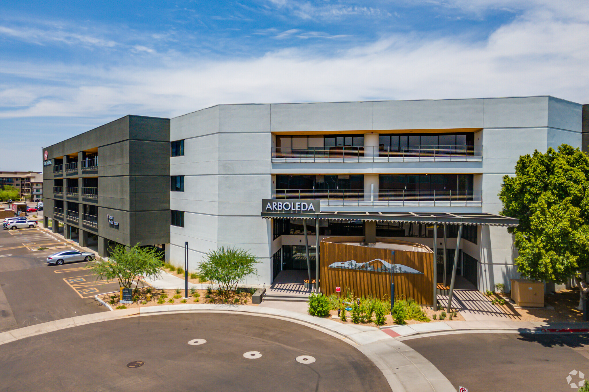 1661 E Camelback Rd, Phoenix, AZ for rent Building Photo- Image 1 of 18