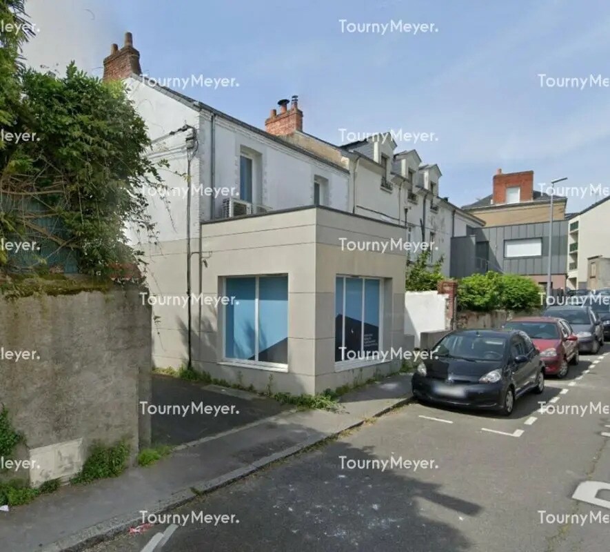 Office in Nantes for sale Building Photo- Image 1 of 6