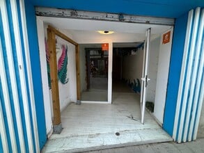 Retail in Castelldefels, Barcelona to rent Interior Photo- Image 2 of 11