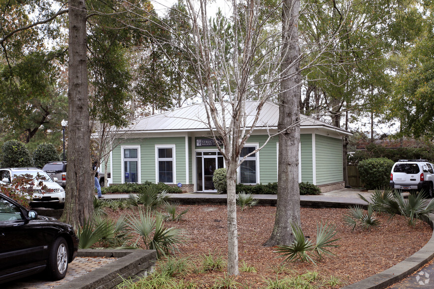 1415 Stuart Engals Blvd, Mount Pleasant, SC for rent - Building Photo - Image 2 of 7