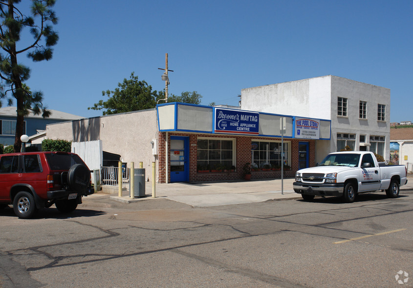 3276-3282 Main St, Lemon Grove, CA for rent - Primary Photo - Image 1 of 6