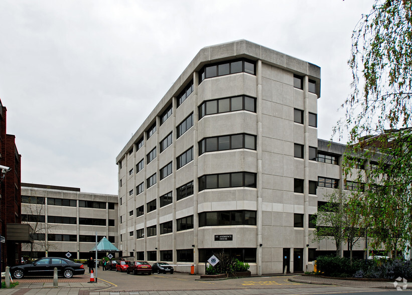 West St, Woking for rent - Primary Photo - Image 1 of 2