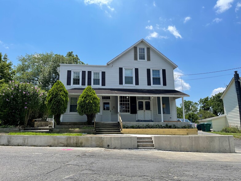 20 Main St, Cream Ridge, NJ for sale - Primary Photo - Image 1 of 1