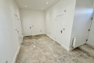 54 Frederick St S, Durham to rent Interior Photo- Image 2 of 3