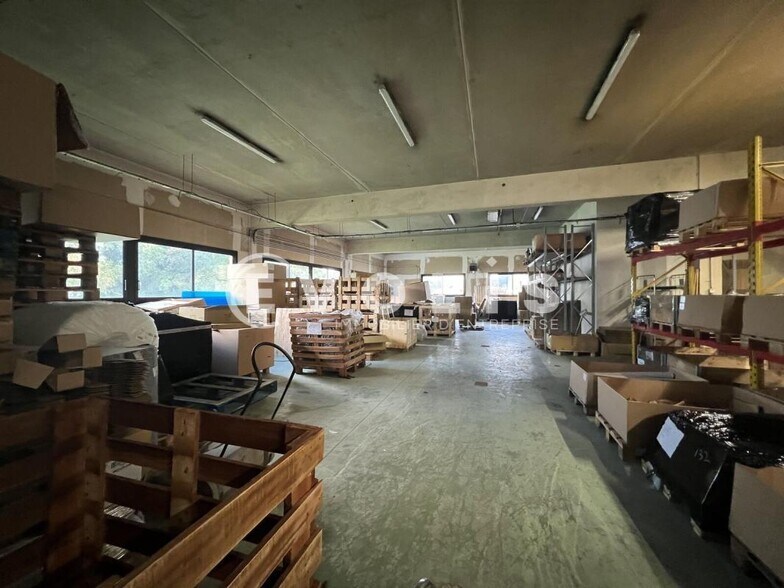 Light Industrial in Fontenay-sous-Bois for sale - Interior Photo - Image 3 of 10