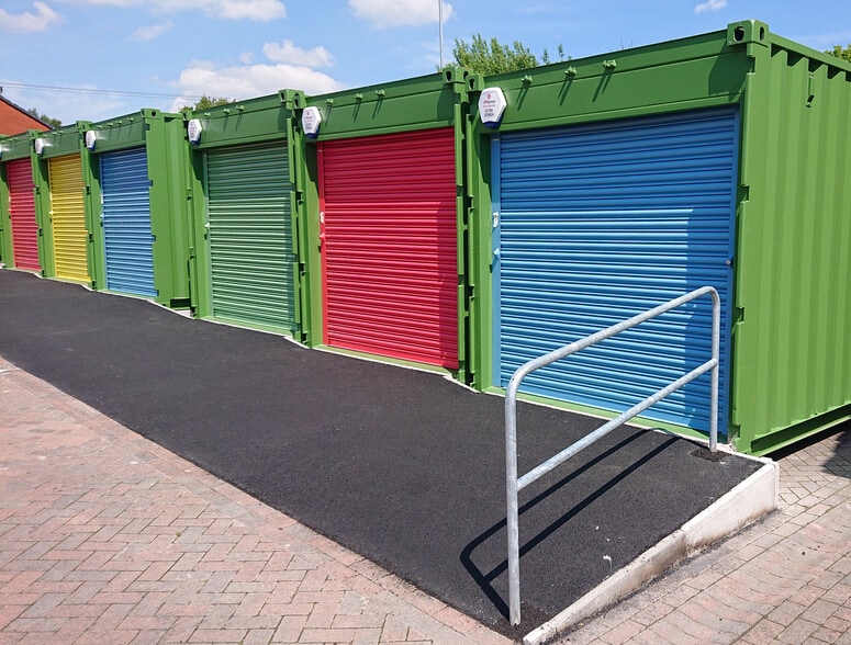 Kents Ln, Newcastle to rent - Building Photo - Image 2 of 7