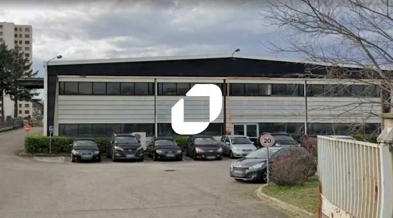 6 Rue Yves Toudic, Vénissieux for sale Building Photo- Image 1 of 8