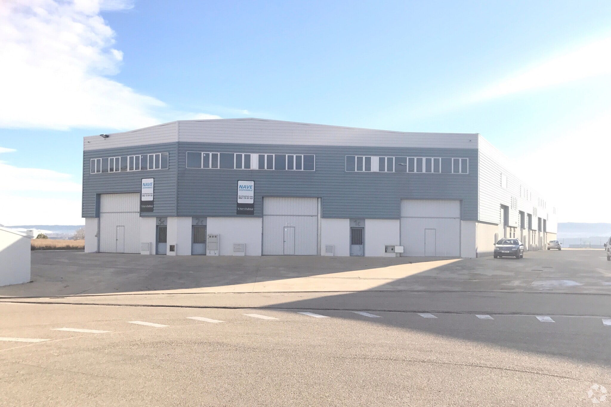 Industrial in Cabanillas del Campo, Guadalajara for sale Primary Photo- Image 1 of 5