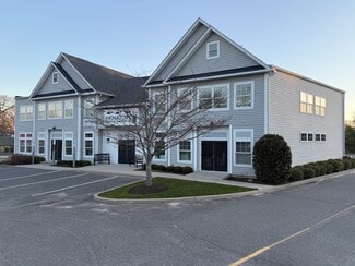 More details for 190 Laurel Rd, East Northport, NY - Office for Sale