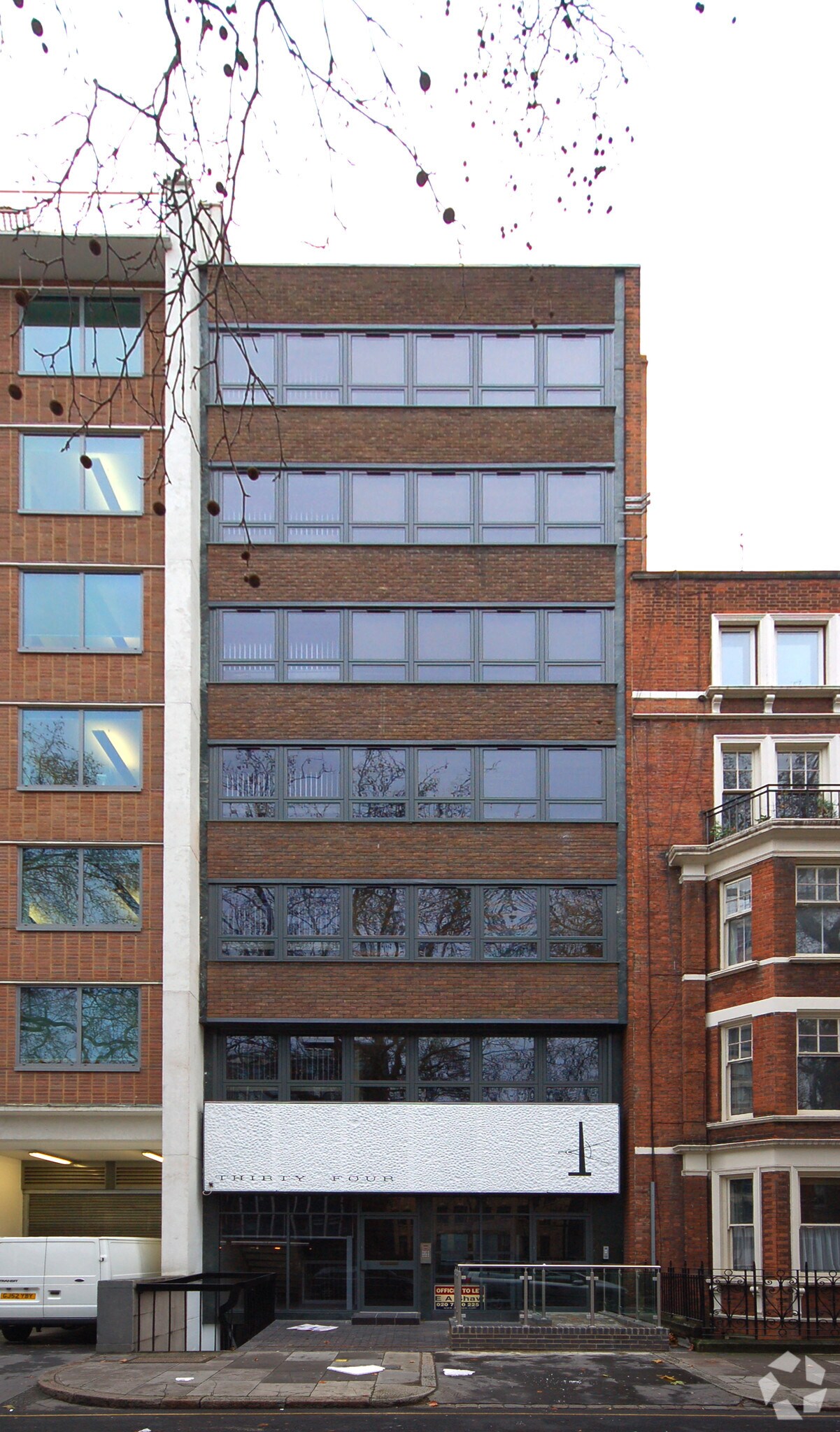 34 Red Lion Sq, London to rent Primary Photo- Image 1 of 4