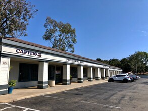 1676 S Mission Rd, Fallbrook, CA for rent Building Photo- Image 1 of 2