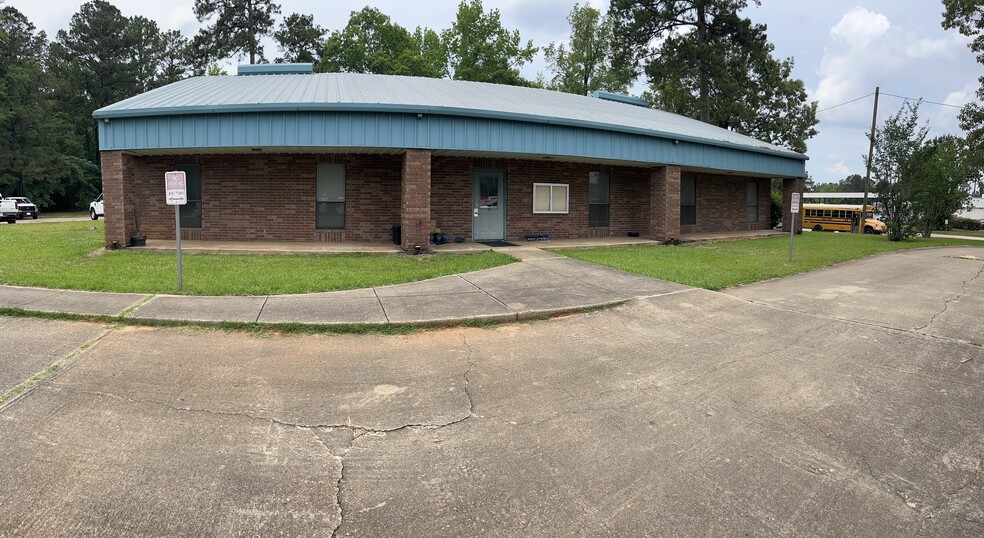 106 W Old 6 Hwy, Natchitoches, LA for sale - Building Photo - Image 1 of 1