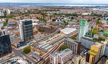 Station St, Portsmouth to rent Building Photo- Image 1 of 3