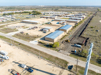 More details for 7977 Old Bastrop Rd, New Braunfels, TX - Industrial for Rent