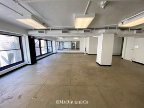 85-91 N Raymond Ave, Pasadena, CA for rent Interior Photo- Image 1 of 7