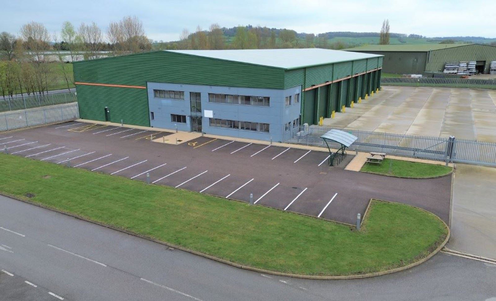 Westcott Venture Park, Aylesbury for sale Primary Photo- Image 1 of 1