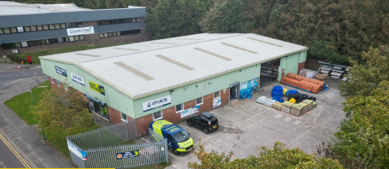 4 Elliott Rd, Bournemouth for sale Building Photo- Image 1 of 1