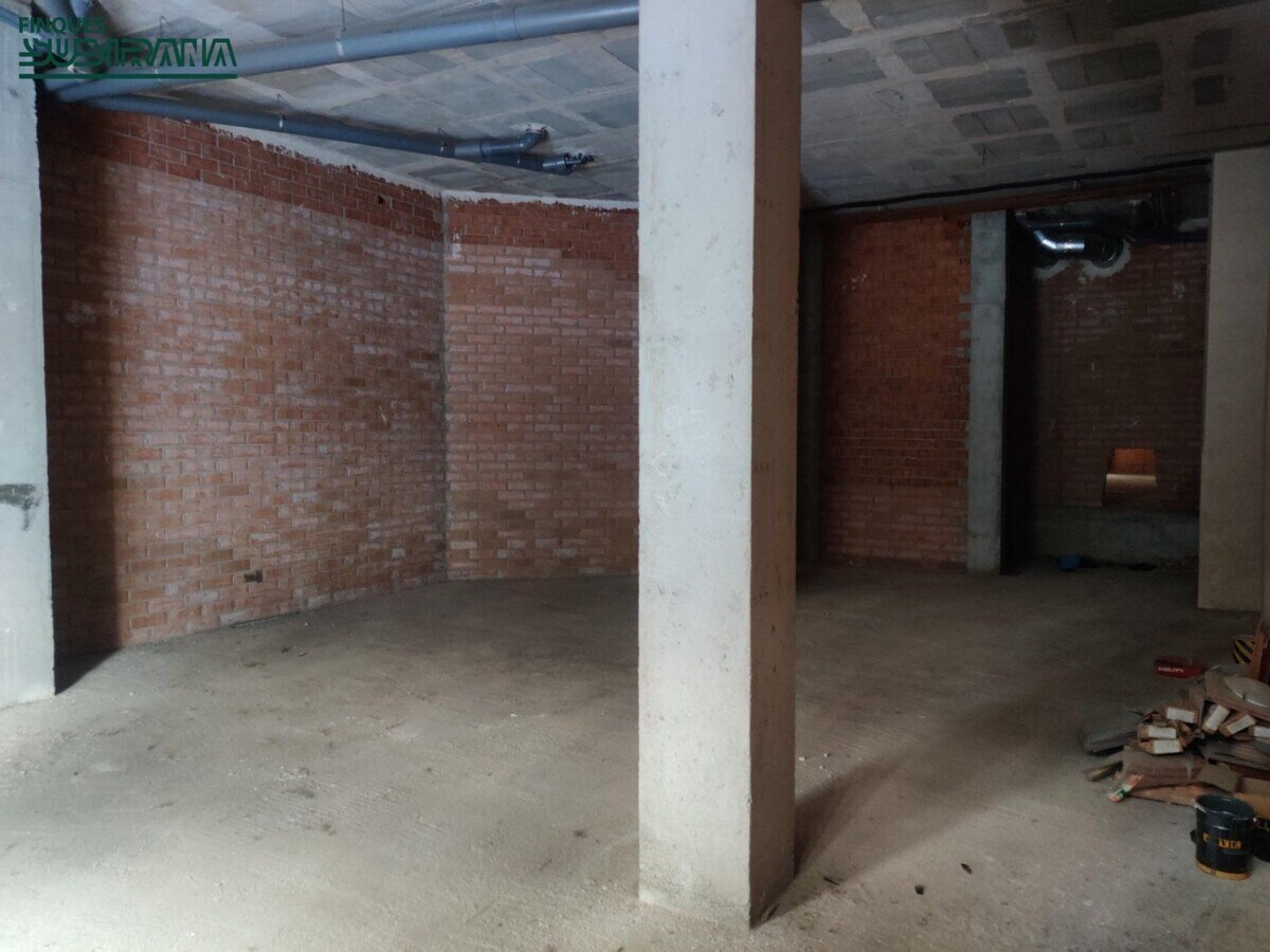 Igualada, BAR 08700 -  -  - Interior Photo - Image 1 of 4