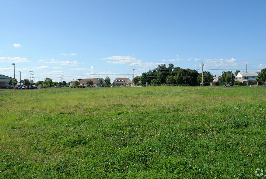 404 E Main St, Middletown, DE for rent - Building Photo - Image 1 of 5