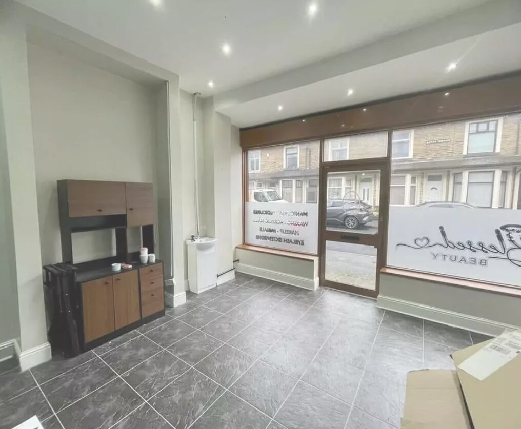255 Brunswick St, Nelson to rent Interior Photo- Image 1 of 2