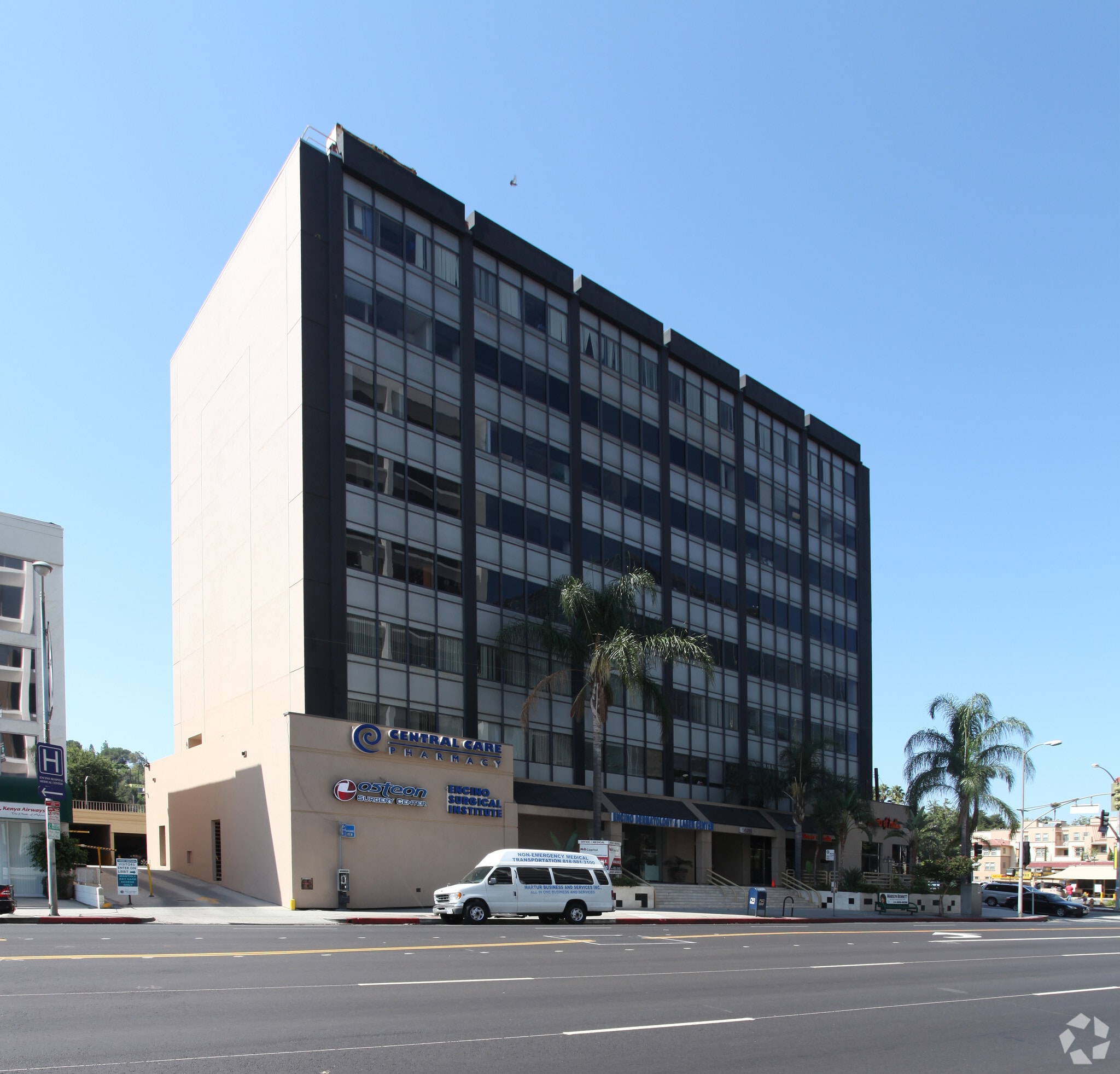 16260 Ventura Blvd, Encino, CA to rent Building Photo- Image 1 of 10