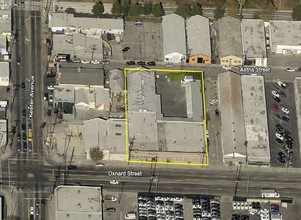 14845 Oxnard St, Van Nuys, CA - AERIAL  map view