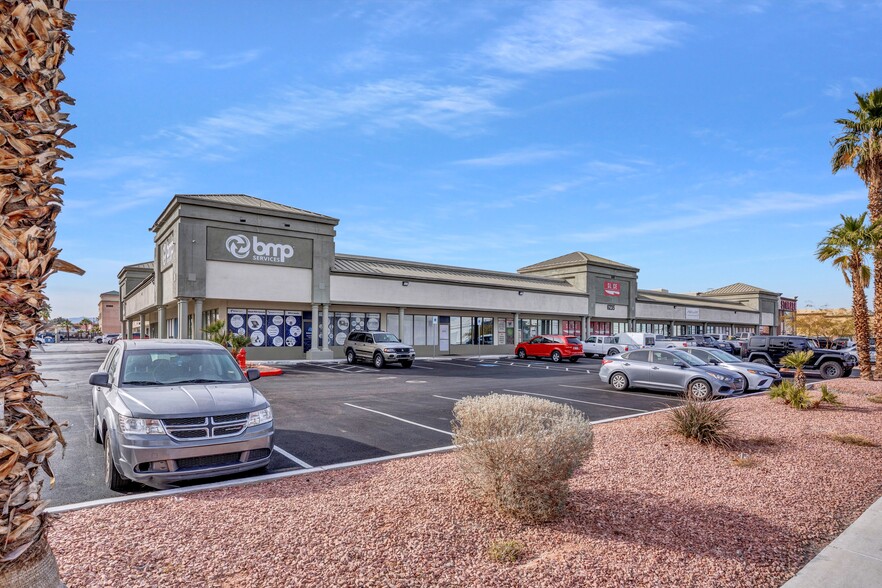 6200 S Pecos Rd, Las Vegas, NV for rent - Building Photo - Image 2 of 9