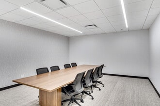 33 W Monroe St, Chicago, IL to rent Interior Photo- Image 2 of 16