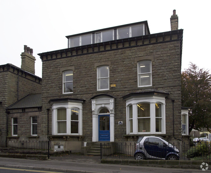 52 East Para, Harrogate for rent - Primary Photo - Image 1 of 1