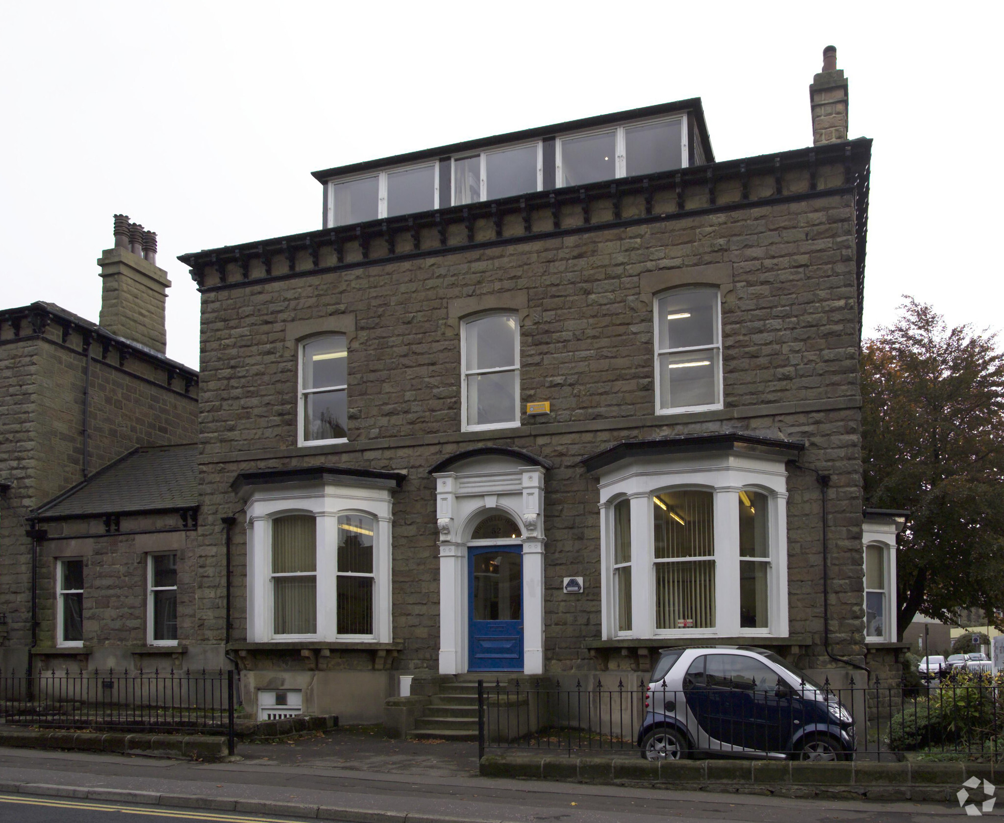 52 East Para, Harrogate for rent Primary Photo- Image 1 of 2