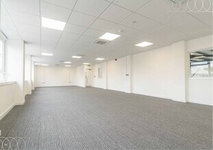 Southampton Rd, Ringwood to rent Interior Photo- Image 1 of 2