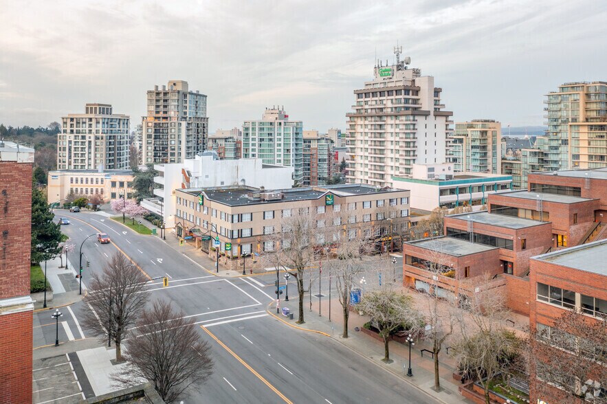 777 Courtney St, Victoria, BC for rent - Building Photo - Image 2 of 3