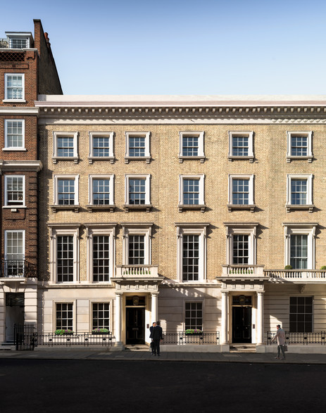 24-25 Grosvenor St, London for sale - Primary Photo - Image 1 of 1