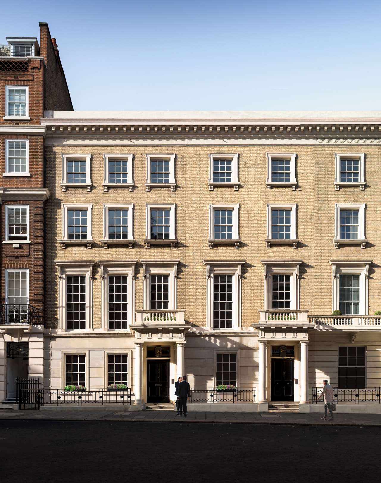 24 Grosvenor St, London for sale Primary Photo- Image 1 of 1