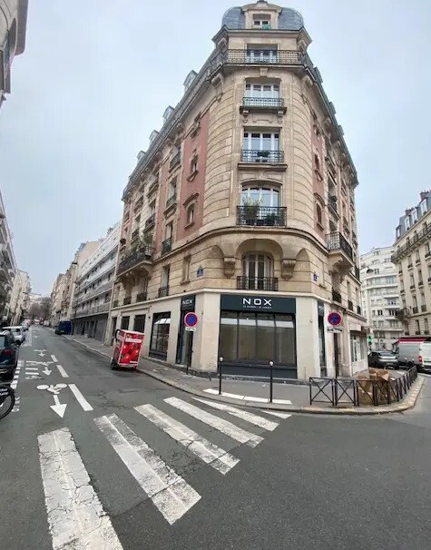 Retail in Paris to rent Building Photo- Image 1 of 8