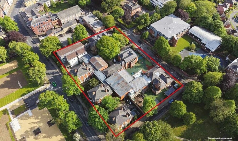 2 St. Johns Sq, Wakefield for sale - Building Photo - Image 2 of 14