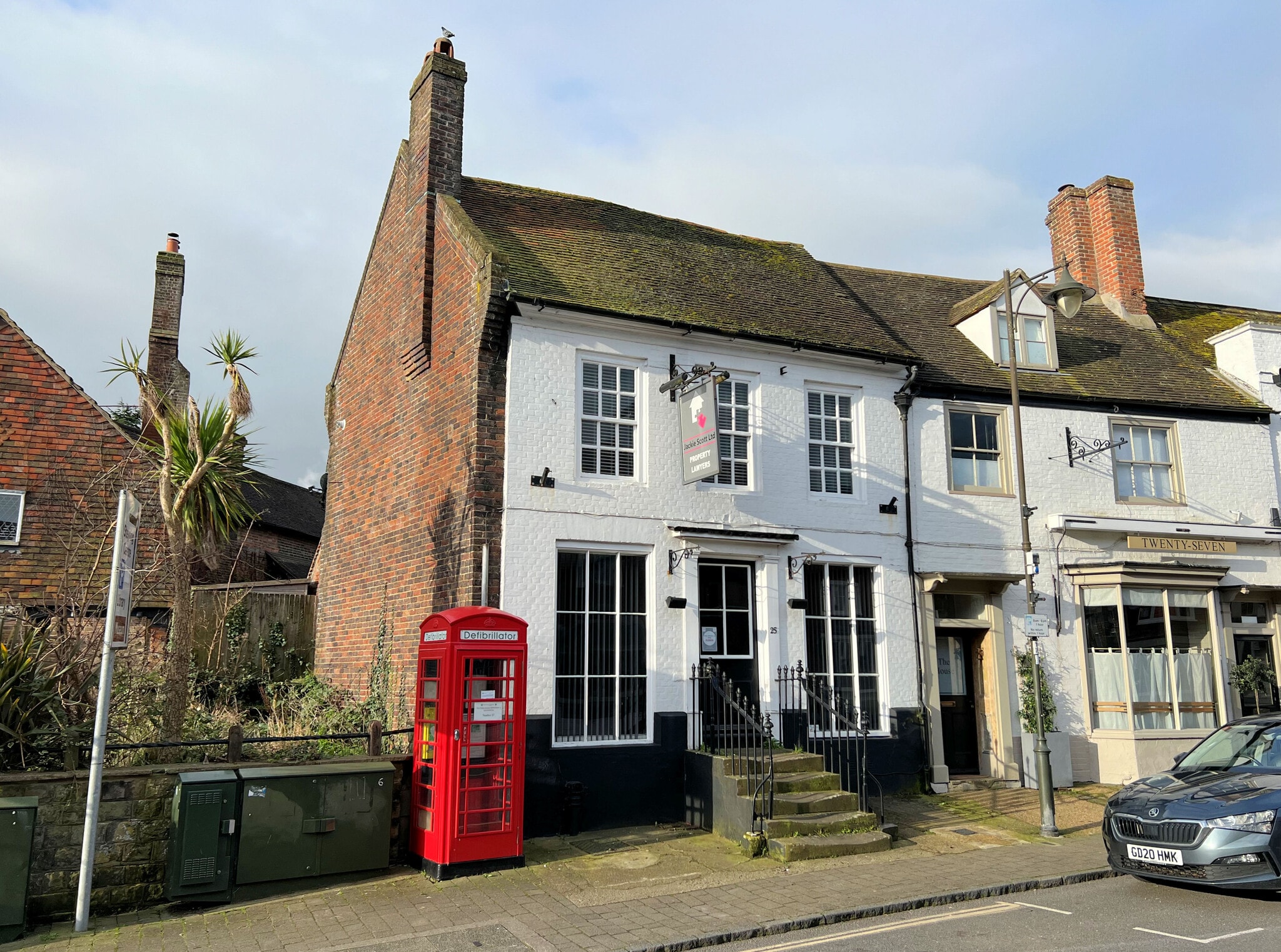 25 High St, Steyning for sale Primary Photo- Image 1 of 1