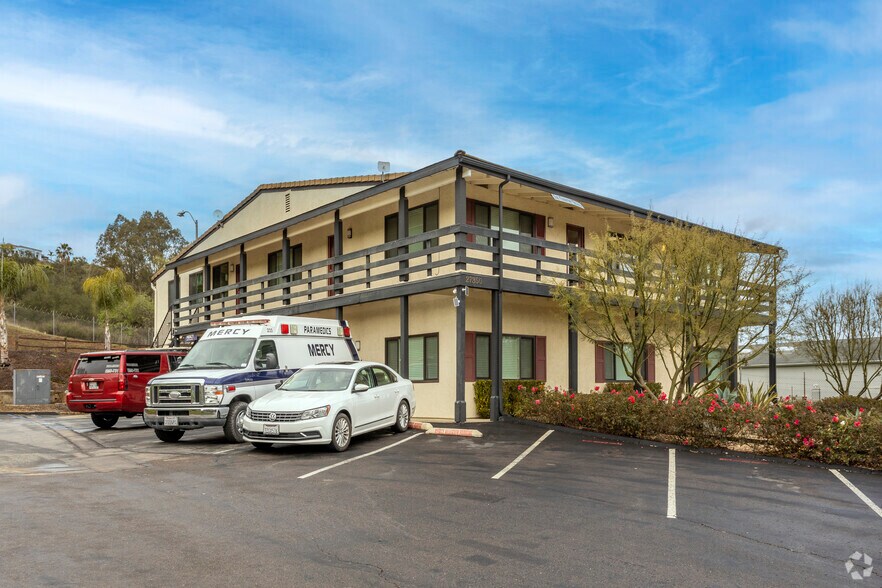 27350 Valley Center Rd, Valley Center, CA for sale - Primary Photo - Image 1 of 1