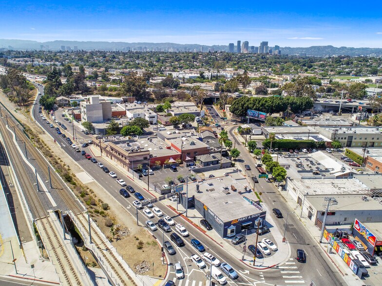 8953 Venice Blvd, Los Angeles, CA for sale - Building Photo - Image 1 of 1