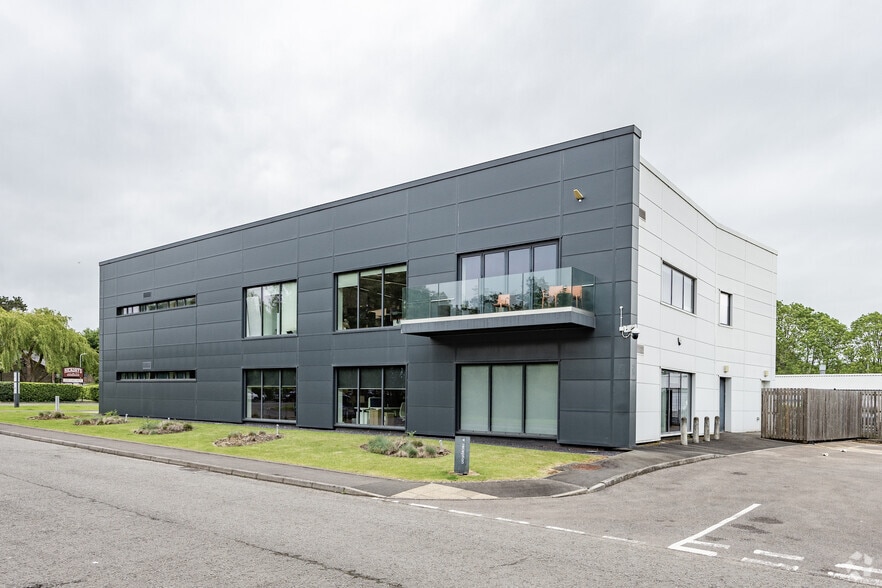 Pascal Clos, Cardiff to rent - Building Photo - Image 3 of 3