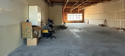 1460 W Elliot Rd, Gilbert, AZ to rent Interior Photo- Image 2 of 2