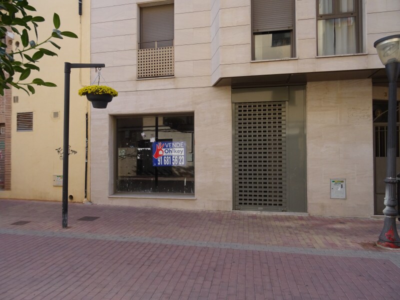 Retail in Getafe, Madrid to rent Interior Photo- Image 1 of 6
