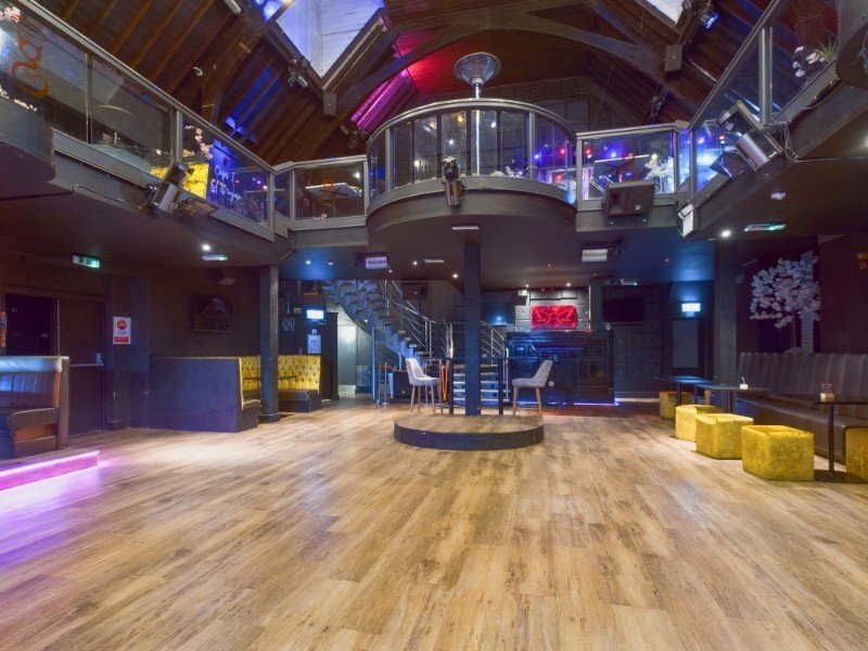 10 High St, Worthing to rent Interior Photo- Image 1 of 6