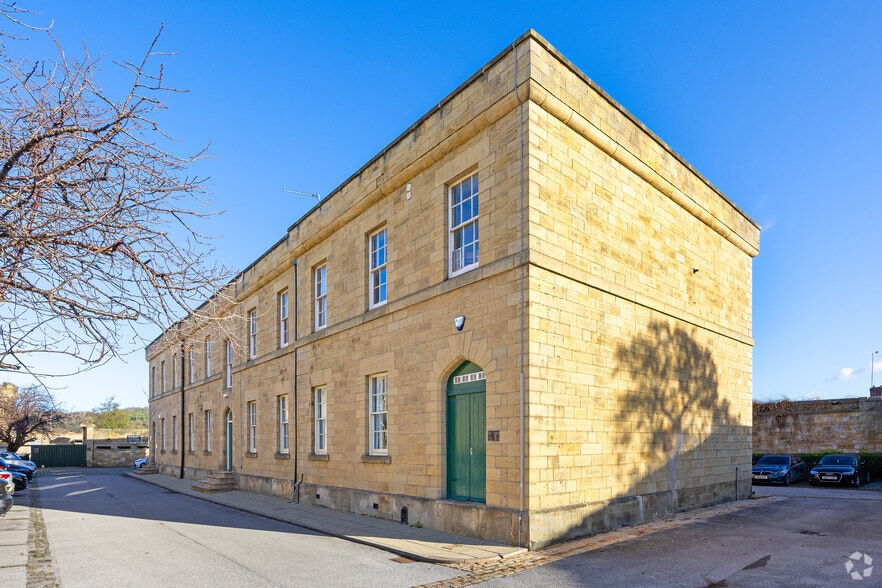 Penistone Rd, Sheffield to rent - Building Photo - Image 3 of 3