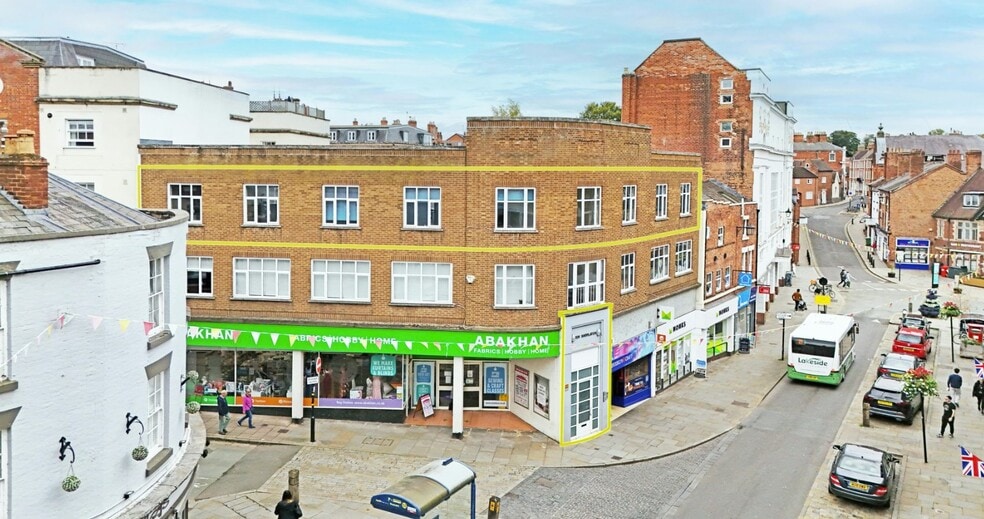 18 Market St, Shrewsbury to rent - Primary Photo - Image 1 of 2